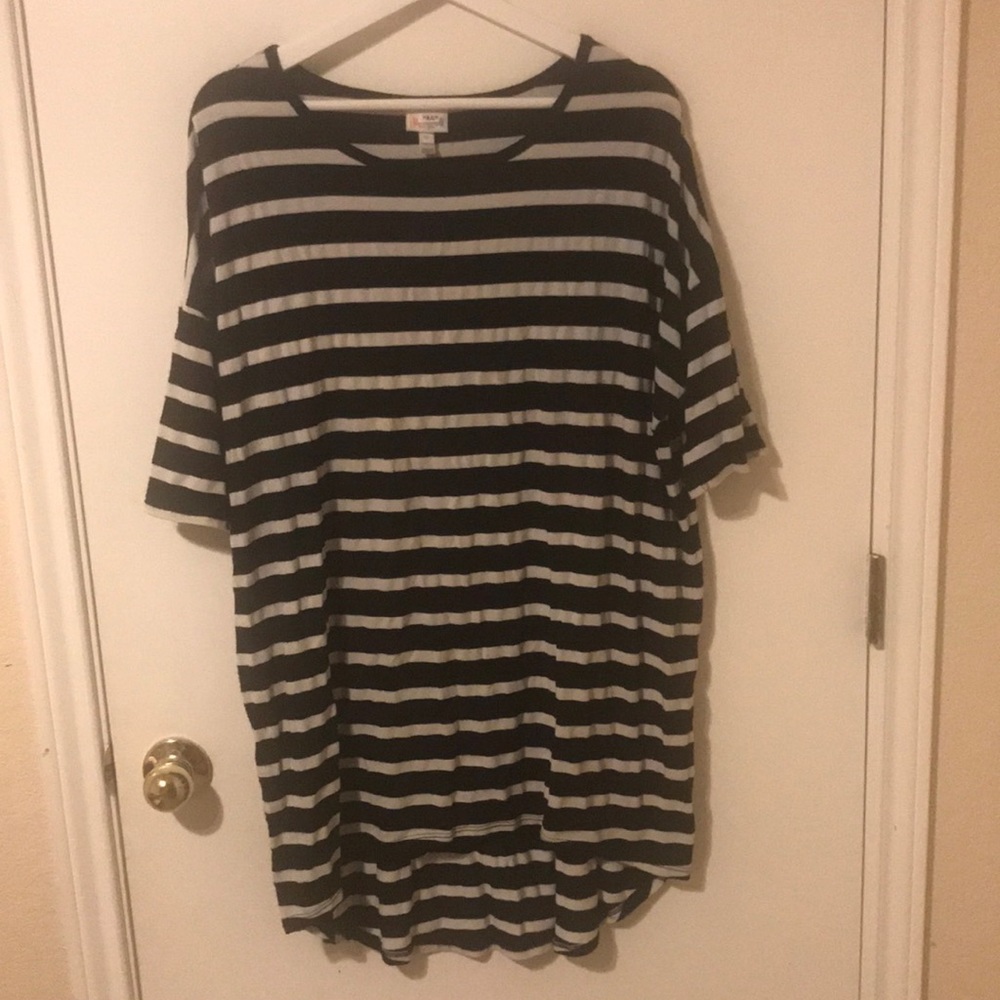 LulaRoe Black & White striped Irma